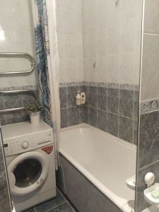 Двухкомнатная квартира, Челябинск, Курчатовский район, Молодогвардейцев, д. 68-в